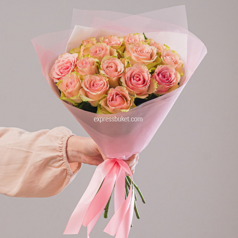 Розовый стиль 15 роз