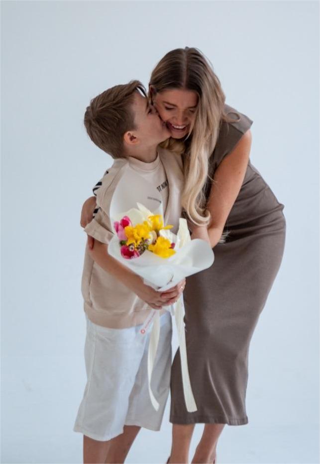 С 8 Марта, дорогие наши, милые дамы!